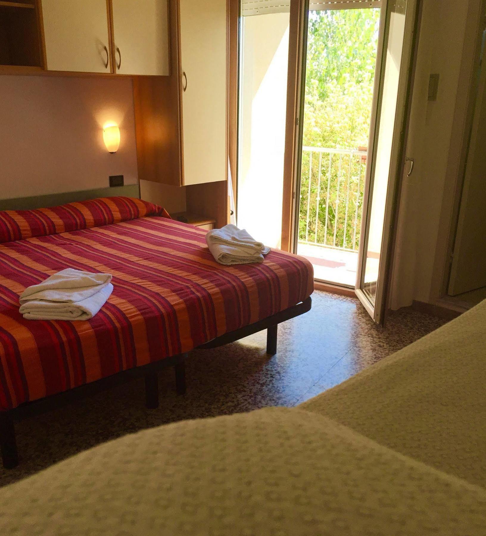 Hotel Mehari Riccione Dış mekan fotoğraf