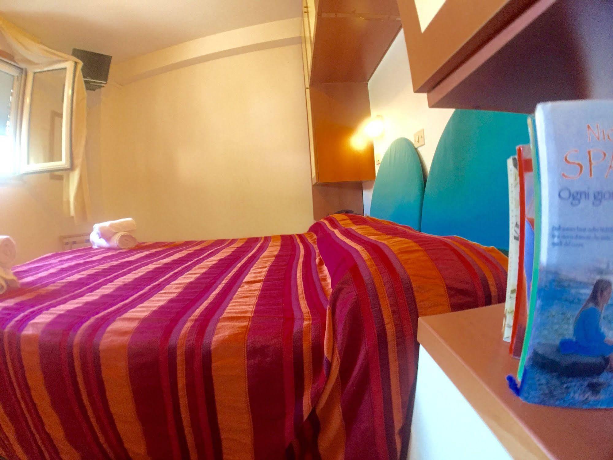 Hotel Mehari Riccione Dış mekan fotoğraf