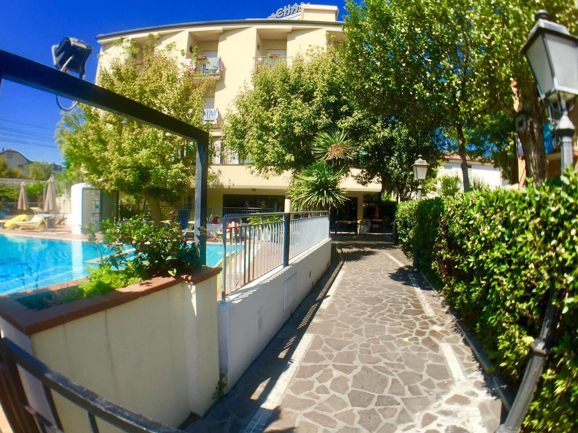 Hotel Mehari Riccione Dış mekan fotoğraf